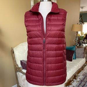 Champion puffer vest